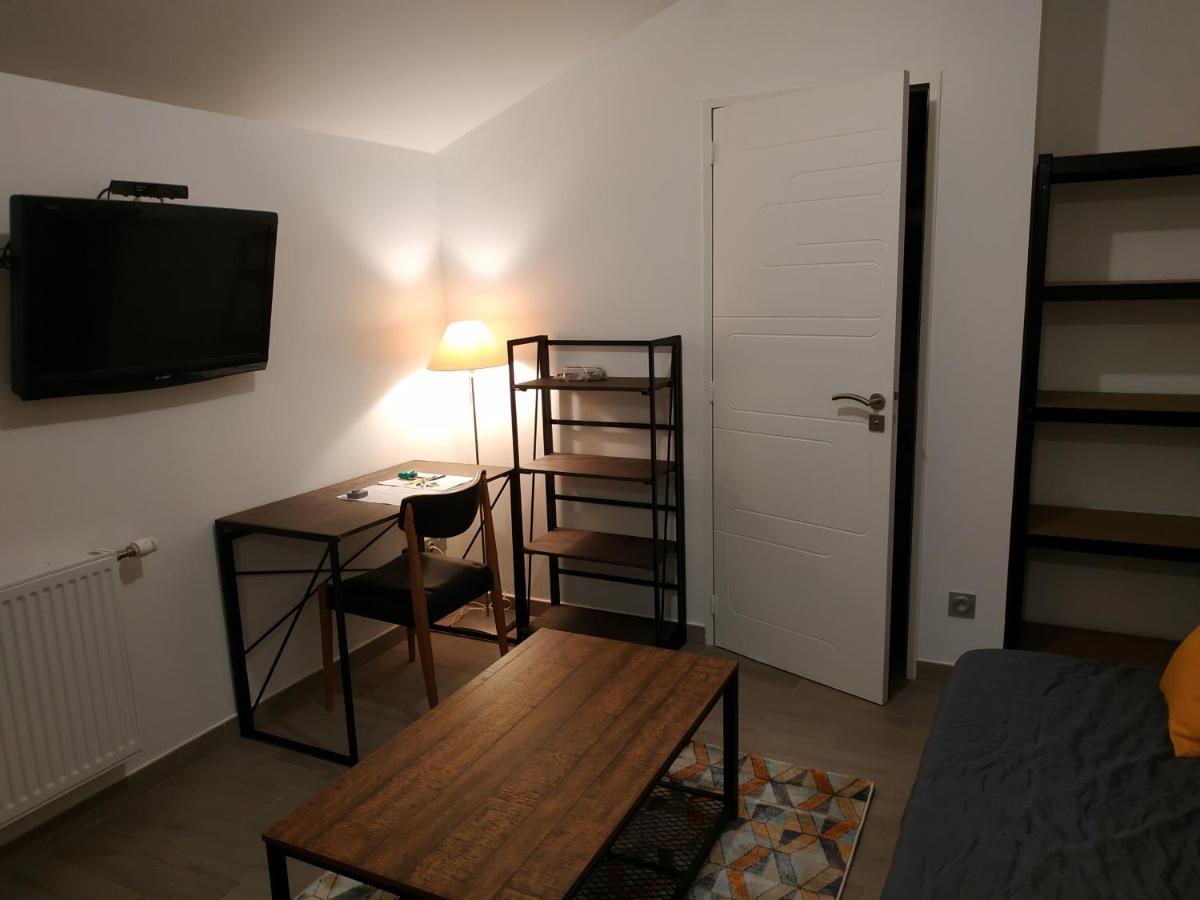 Pleinitude Apartment Trangé Exterior foto